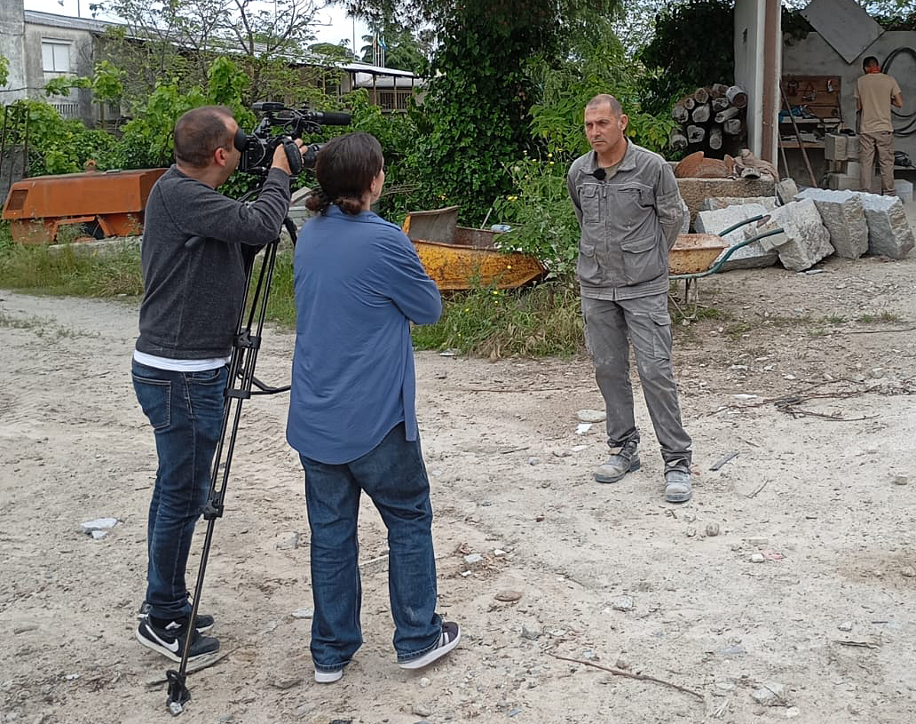 Tele 1